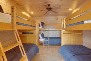 Mountain View Cabin on Lake Blue Ridge: Hot Tub! - Interiør