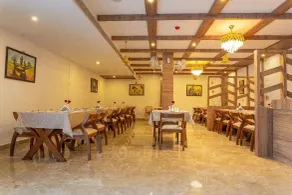 Hotel VKJ Inn - Restaurant