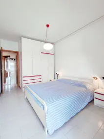 Bright flat with terrace - Chambre