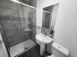 The Court House - Bathroom