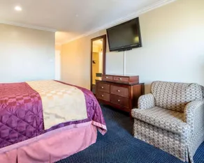 Queencity Inn - Chambre