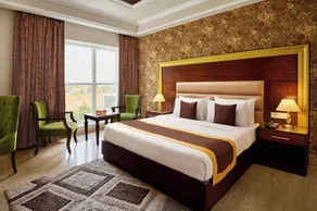 Royal Kingdom Sarovar Portico Pilibhit - Rom