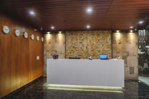 Merry Inn Luxe Suites Near KIAL - Reception