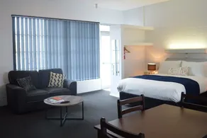 Penguin Seaside Motel - Zimmer