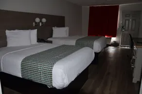 Baymont by Wyndham Covington - Room