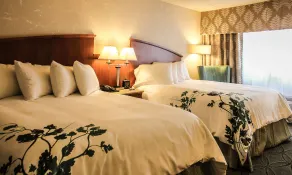 Wingate by Wyndham Elkins - Room