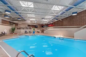 Best Western Plus Waterloo & Cedar Falls - Piscine