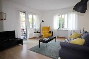 Casa Schilling - 2,5 habitaciones con balcón cerca del hospital, la universidad - Sala de estar