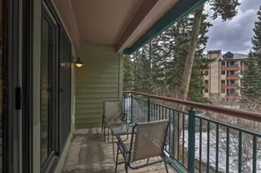 Breckenridge Condo in The Village Ski-In and Ski-Out! - Intérieur