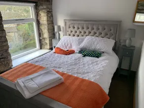 Bear Pit Cottage - Room