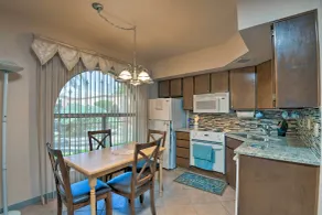 Green Valley Townhome w/ Resort Amenities! - Innvendig
