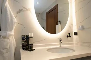 Royal Hayat Hotel - Baño
