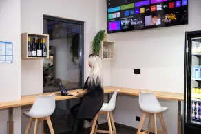 QUICK'HOT By GTS - capsules et chambres confortables - Reception