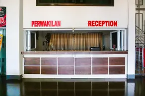 OYO Flagship 91534 Wisma Metro Permai - Reception