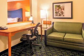 Fairfield Inn & Suites Canton - Chambre