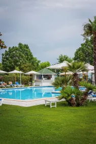 Hotel Holiday Sul Lago - Piscina