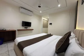 Hotel Anantshree Inn Shree Mahakaleshwar Temple Ujjain - Zimmer