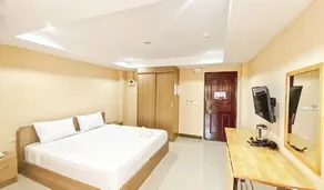 Wises Hotel - Chambre