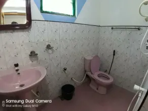 Dilshan Guest - Baño