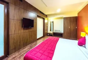 GeeKay Millenniaa - Room