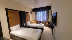 HOTEL SIMRAN INTERNATIONAL - Room