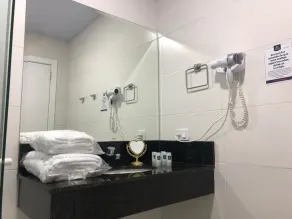 Hotel Brasilia Curitiba - Badezimmer