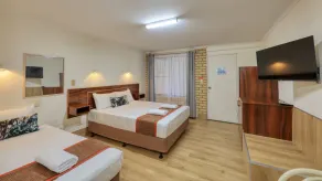 Bryants Motel Roma - Room