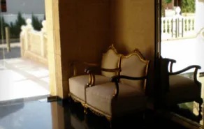 Hotel Las Navas - Lobby sitting area