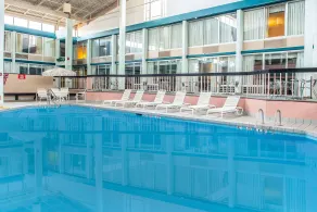 Quality Inn and Conference Center - Piscine