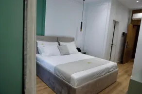 Hotel Monaco - Zimmer