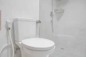 Beautiful And Cozy 2Br Samara Suites Apartment - Bathroom