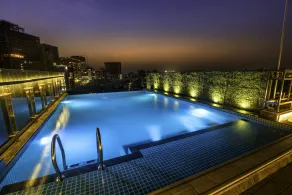 The Raintree Dhaka - A Luxury collection Hotel - Pool