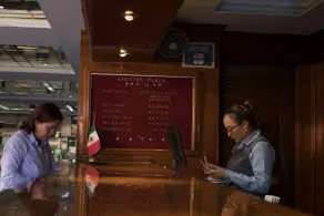 Country Plaza - Réception