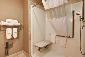 Canalta Hotel Lac La Biche - Bathroom