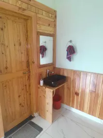 Hill Top Eco Resort - Bathroom