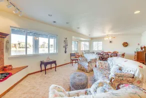 7 Mi to Dtwn Denver: Lakefront Gem w/ Dock! - Innenbereich