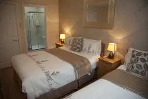 Arch House B&B & Apartments - Habitación