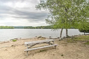 Newfound Lake Studio: BBQ, Fire Pit & Beach Access - Interiør