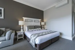 Grand Mercure Basildene Manor - Room
