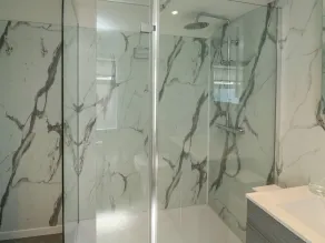 Fishnets - Bathroom