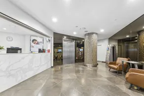 APX World Square - Reception