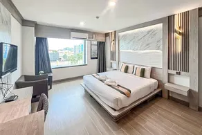 Ruean Phae Royal Park Hotel - Chambre