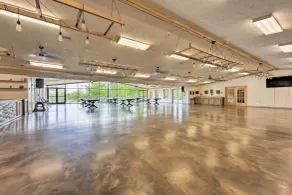 Pet-Friendly Cassopolis Escape w/ Lake Access - Interior