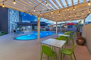 Tru by Hilton Laredo Airport - Pool