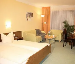 Landhotel Vierjahreszeiten - Room