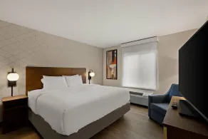 Everhome Suites Salem - Room