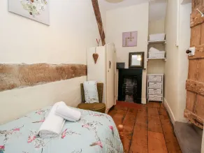 Castle Cottage - Room