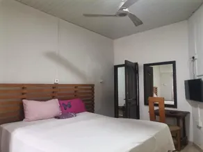 E-Town City Guest House - Zimmer