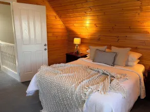 Sails - elegant, spacious beach villa - Zimmer