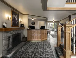 Abigail's Hotel - Hall